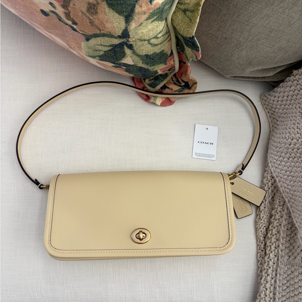 Coach Dinky Shoulder Bag in Moonlight - Picture 13 of 13